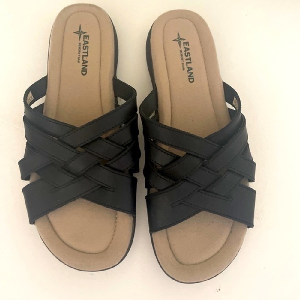 EASTLAND Hazel Black Leather Sandals Shoes Womens- Active Memory Foam 11 Wide